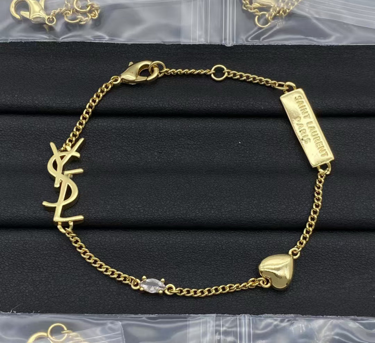 Bracelet doré Ysl
